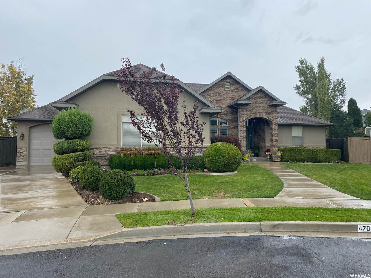 4701 Stonehaven Loop - Photo 1