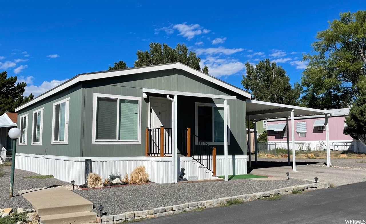 216 Engstrom - Photo 1