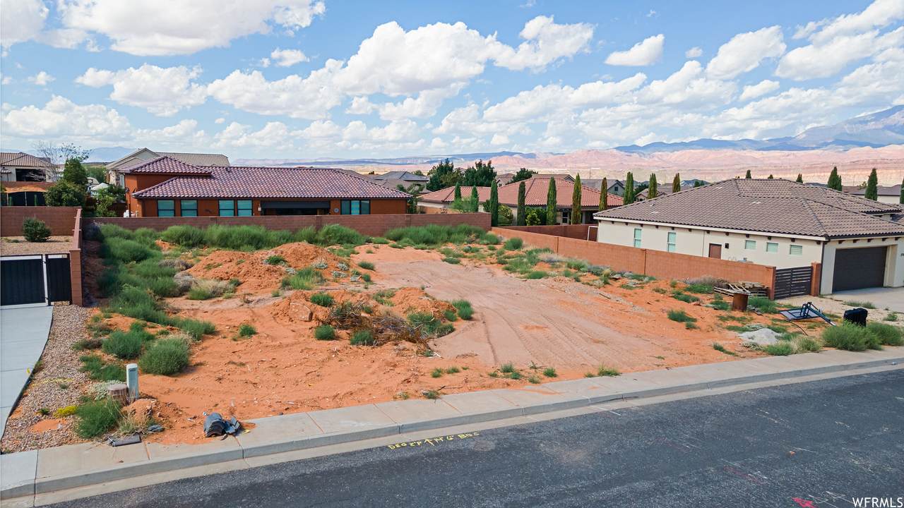 2752 3930 Cir - Photo 1