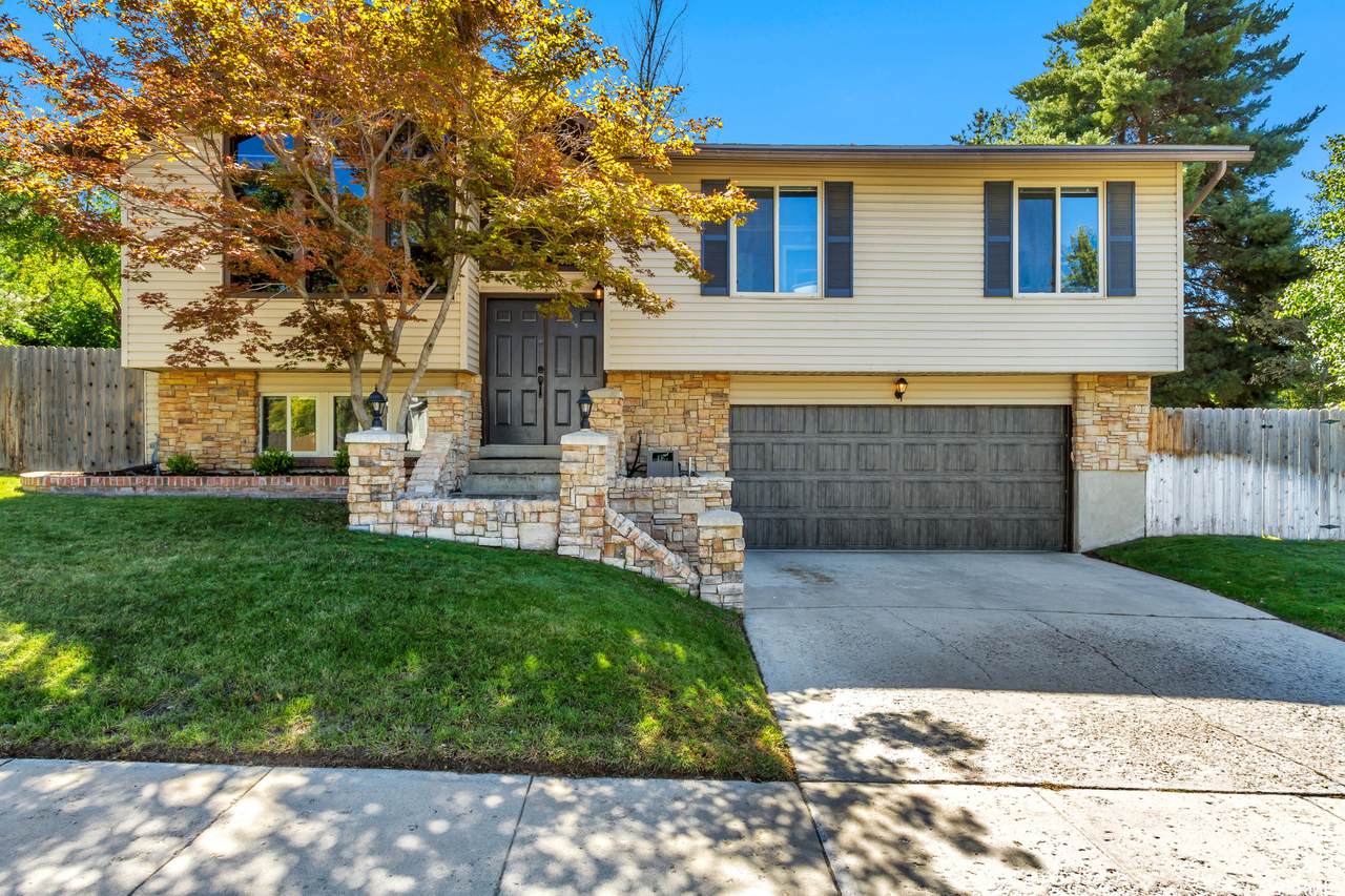 2290 Aspen Hills - Photo 1