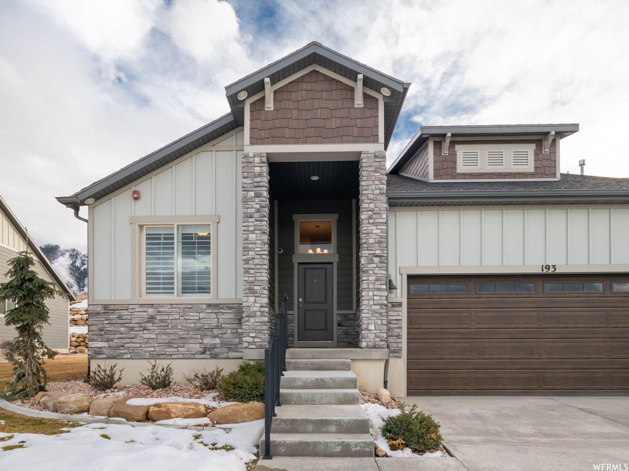 85 Parkside Loop - Photo 1