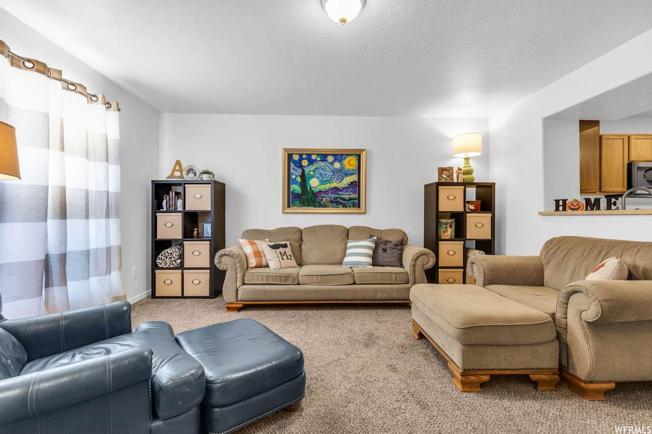 4727 Duftown Pl - Photo 1