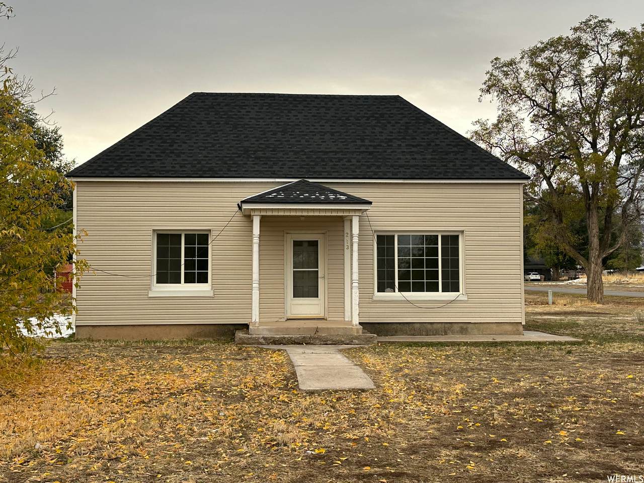 213 100 - Photo 1