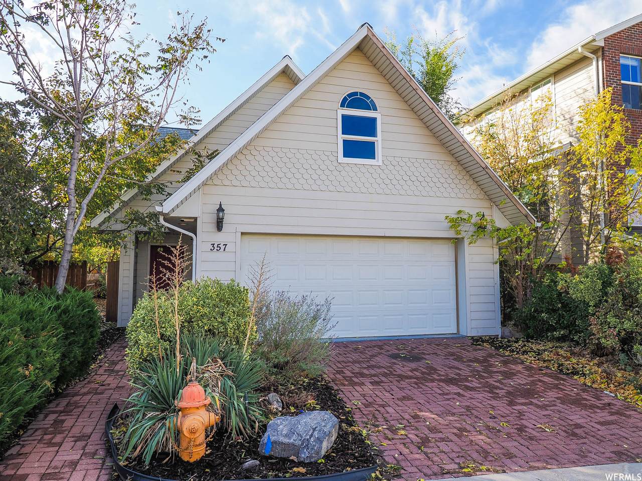 357 Reed Ave - Photo 1