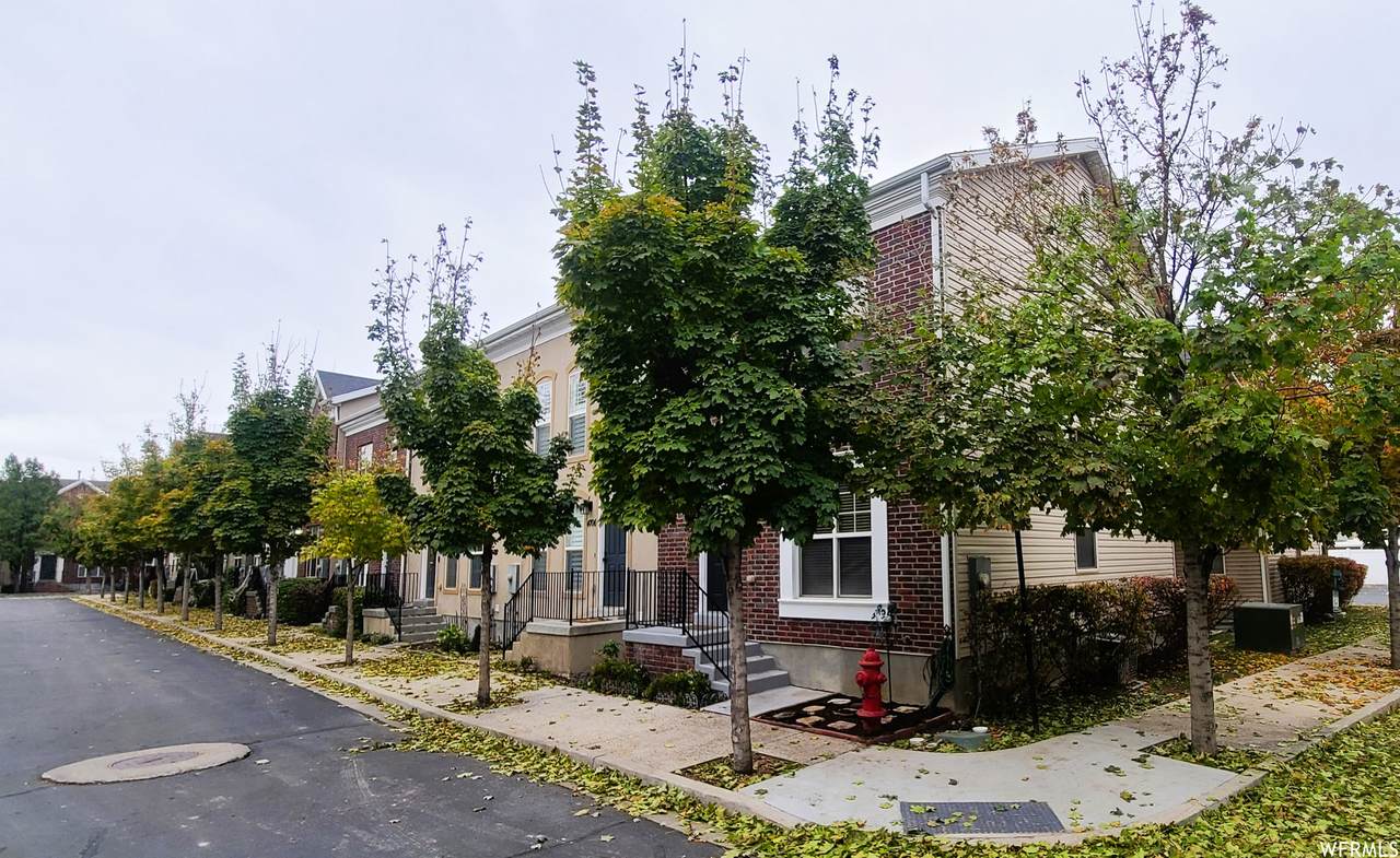 4704 Mccallan Way - Photo 1