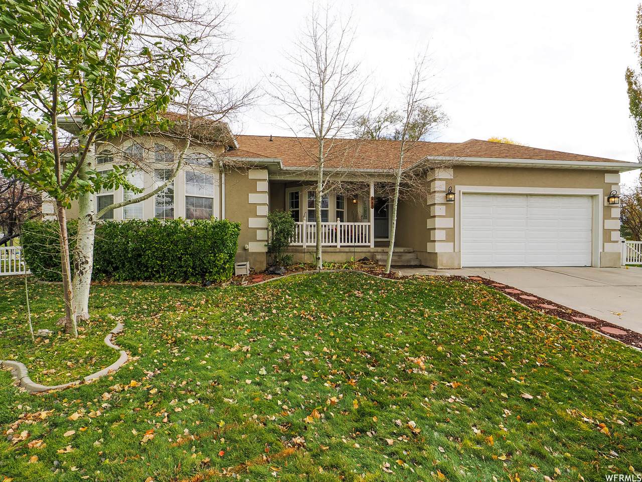 843 Country Clb - Photo 1