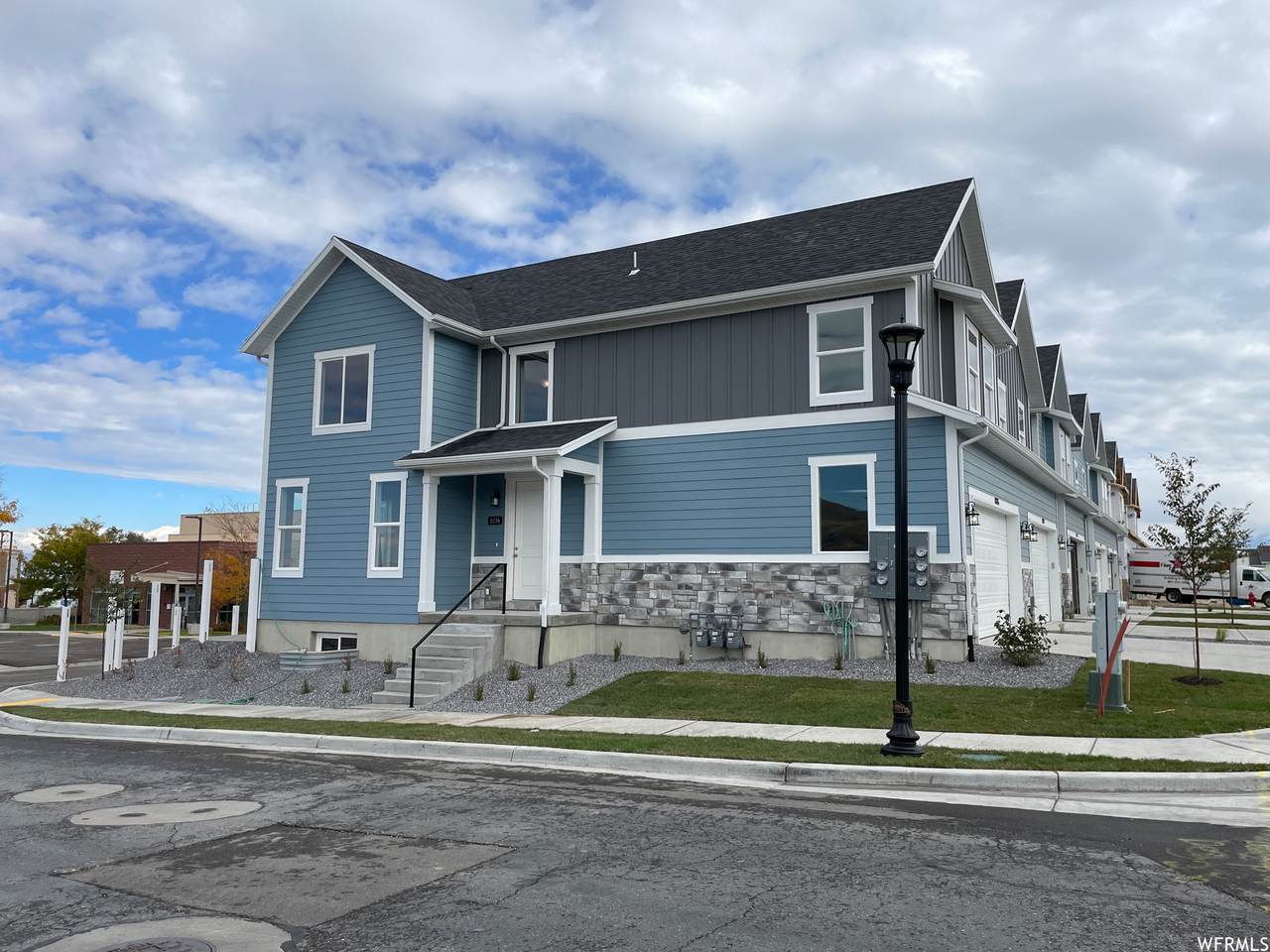 8252 Cascade View Way - Photo 1