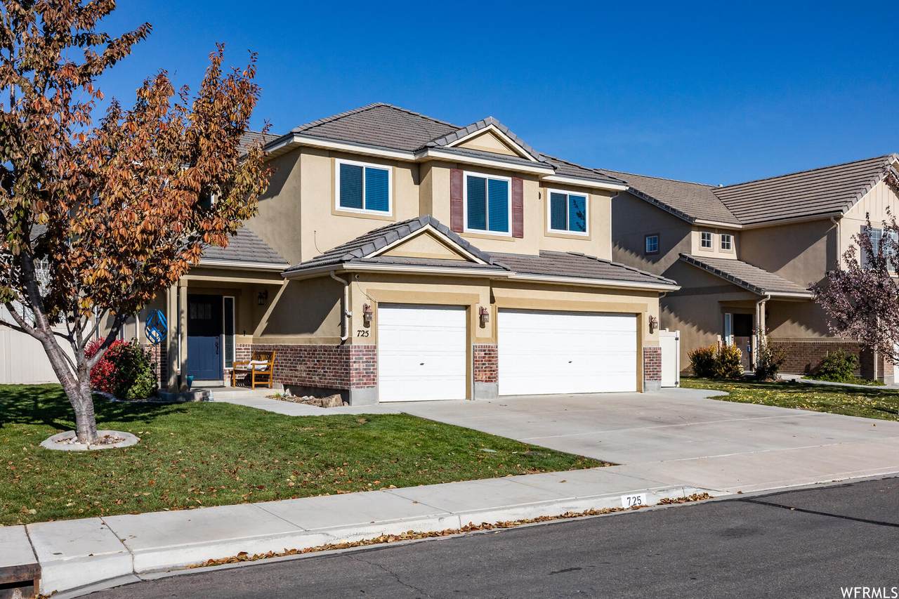 725 Meadow Marsh Dr - Photo 1