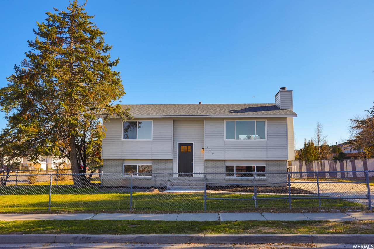 5047 Westwind Way - Photo 1