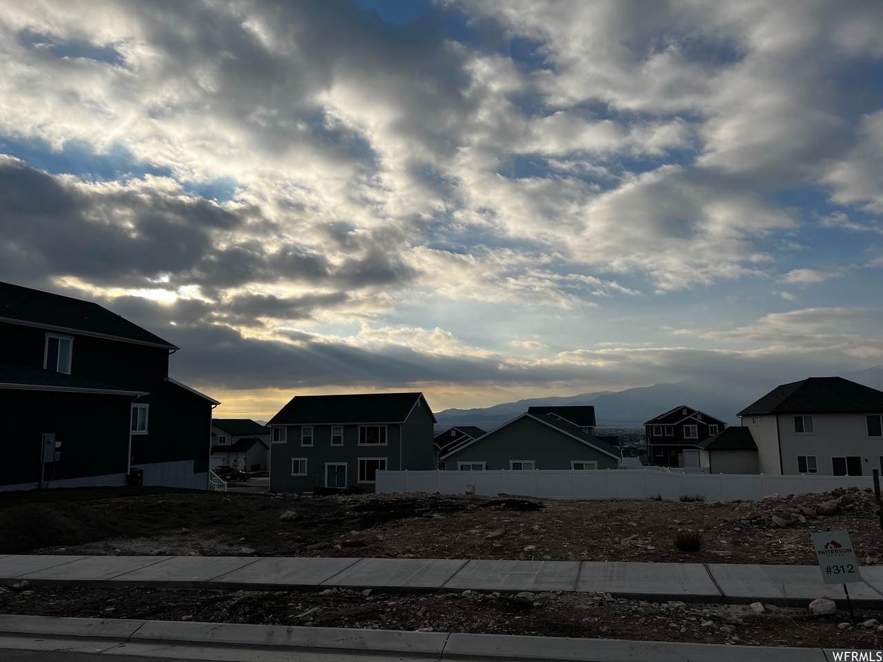 4167 Mercur Dr - Photo 1