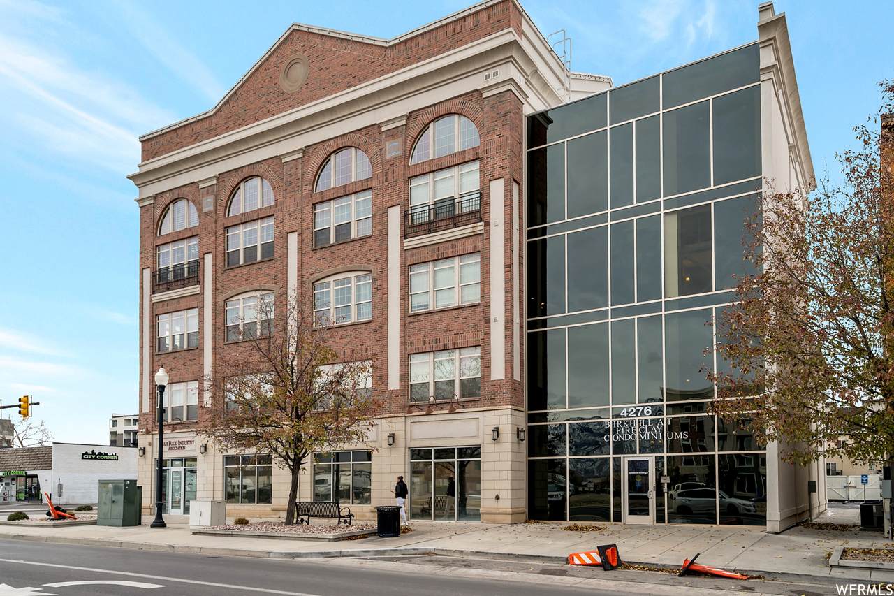 4276 Main Street - Photo 1