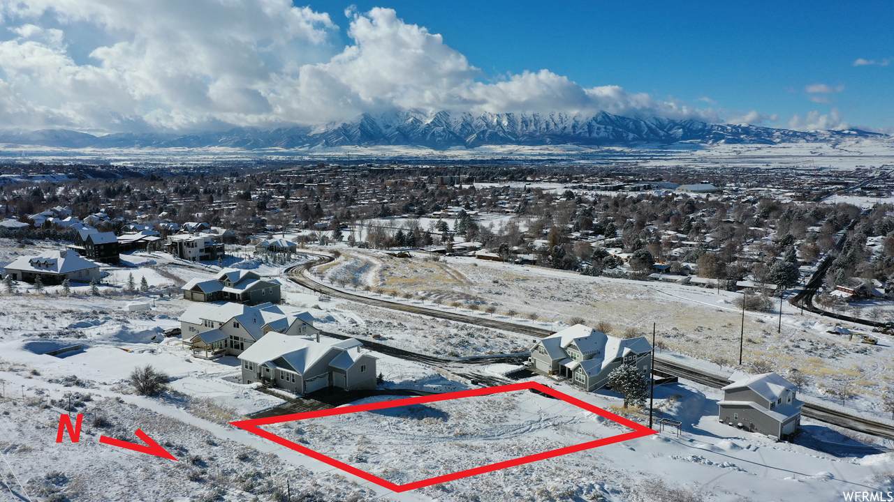 1490 Stonecrest Ln - Photo 1
