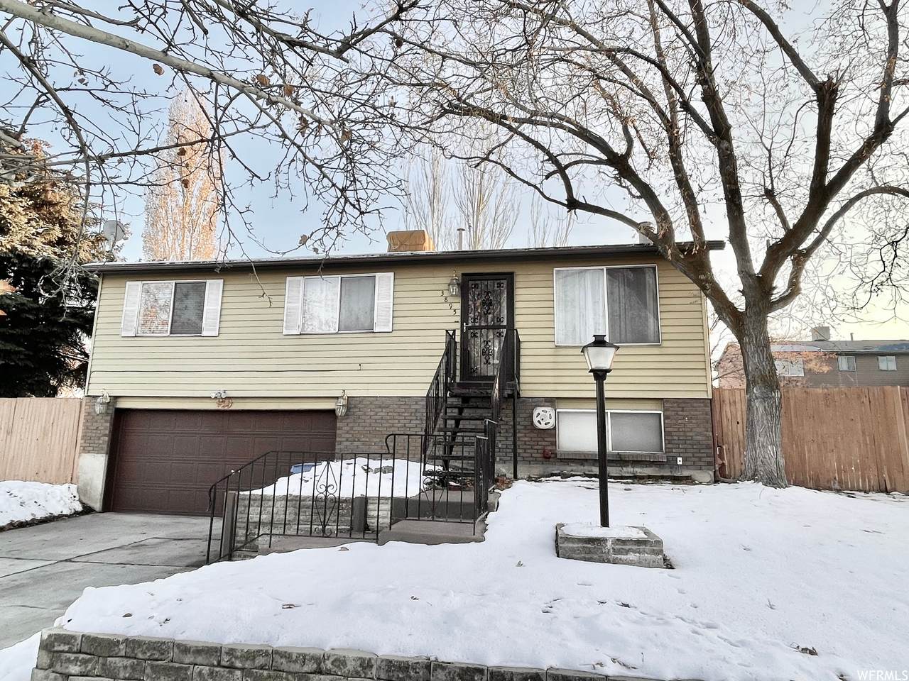 3895 Brixton Rd - Photo 1