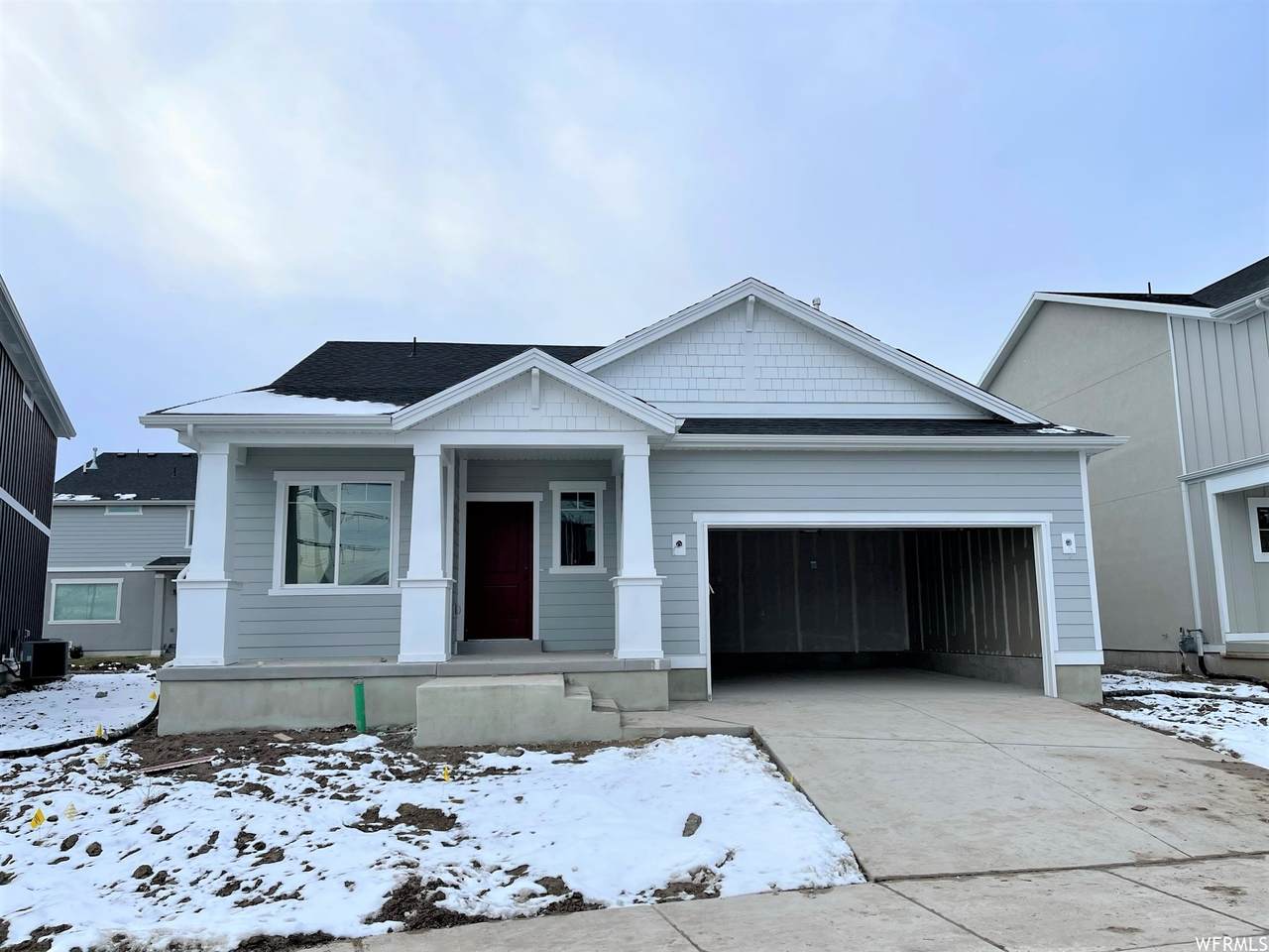 601 Pearl Dr - Photo 1