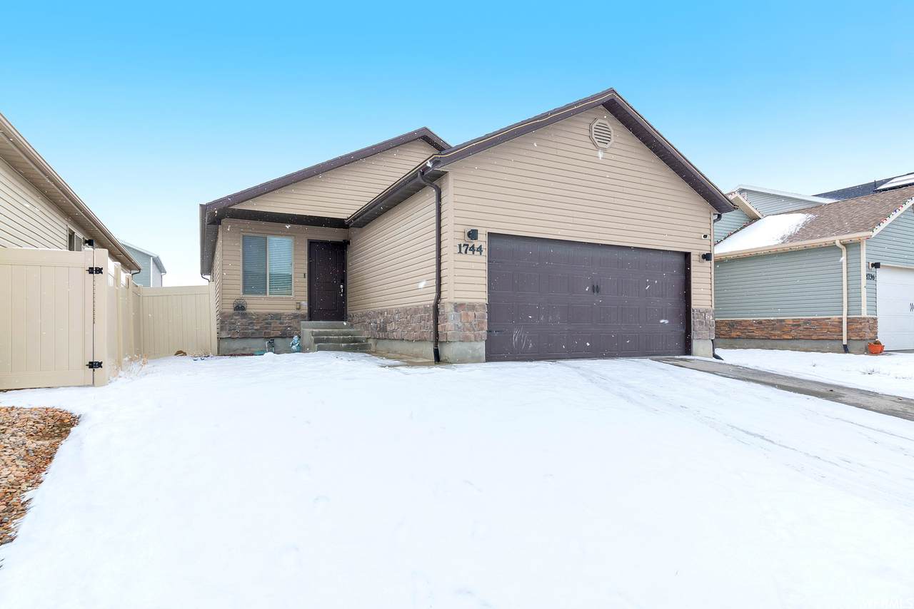 1744 Tumwater Ln - Photo 1