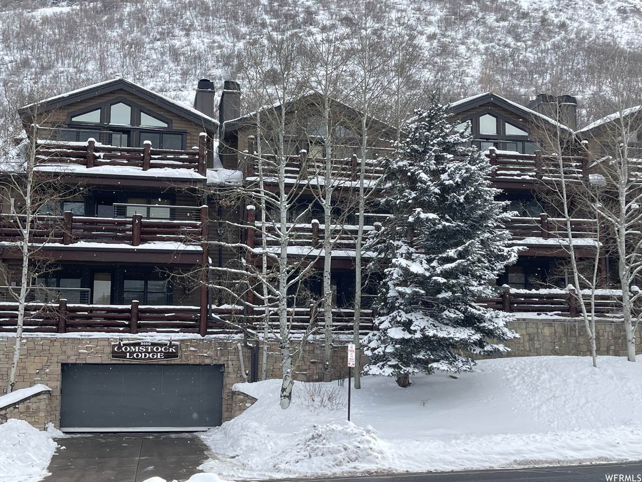2650 Deer Valley Dr - Photo 1