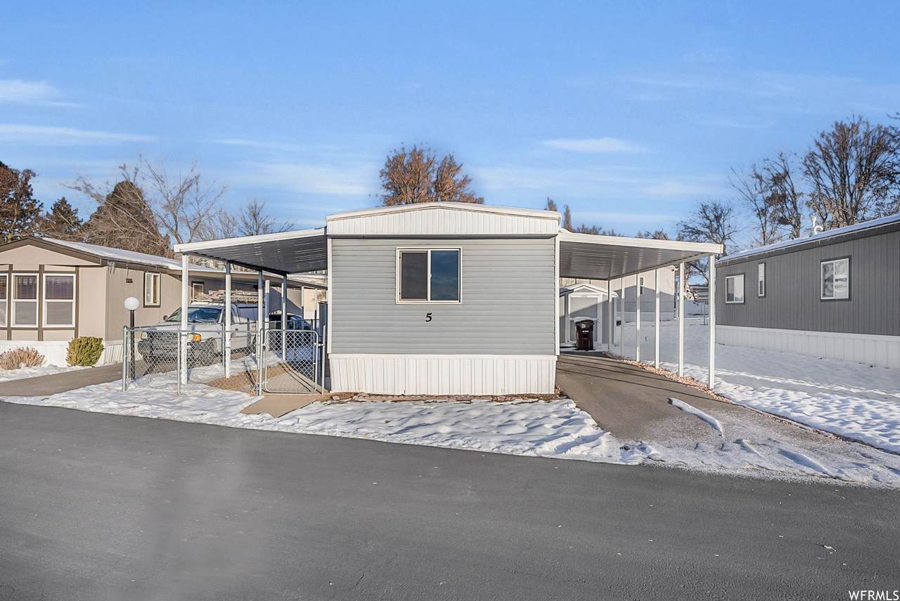 5 Lakeview Dr - Photo 1