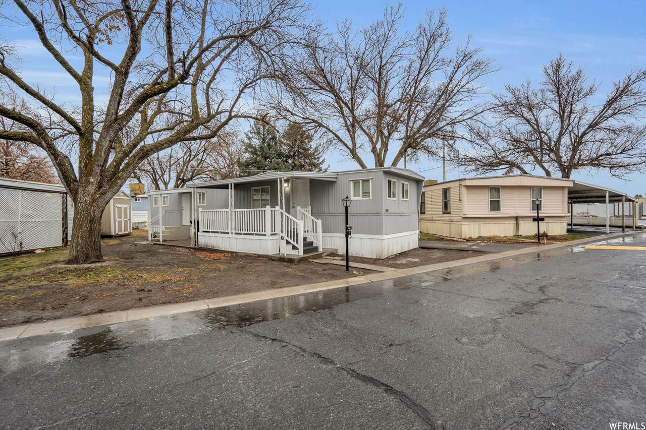 3087 Homecrest St - Photo 1