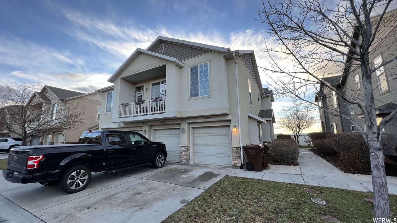 212 Birmingham Ln - Photo 1