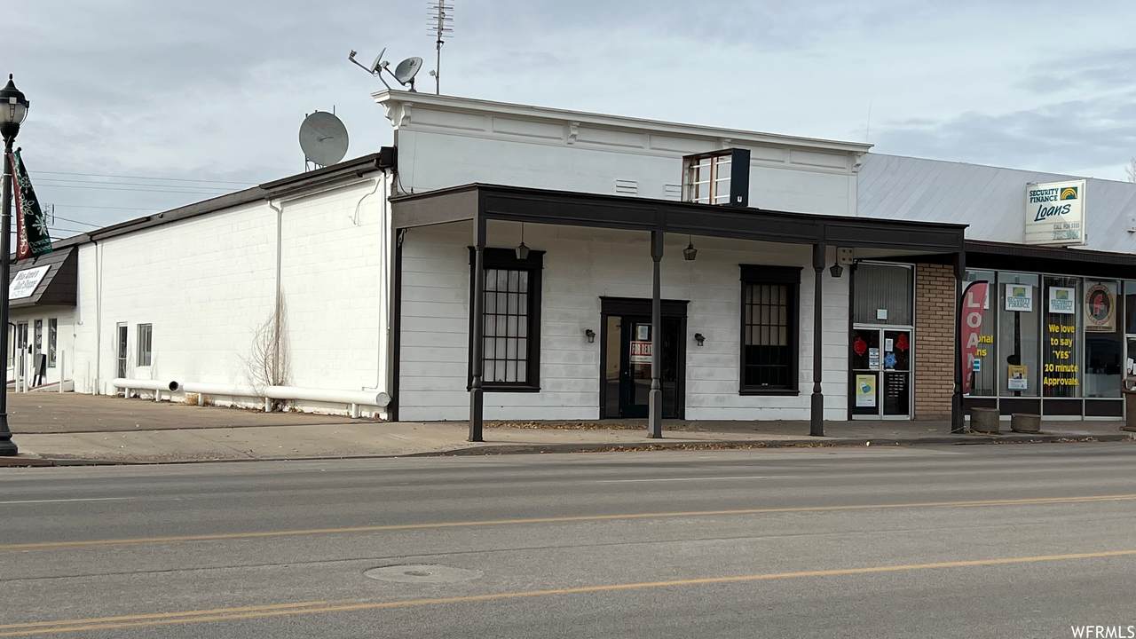 80 Main St - Photo 1