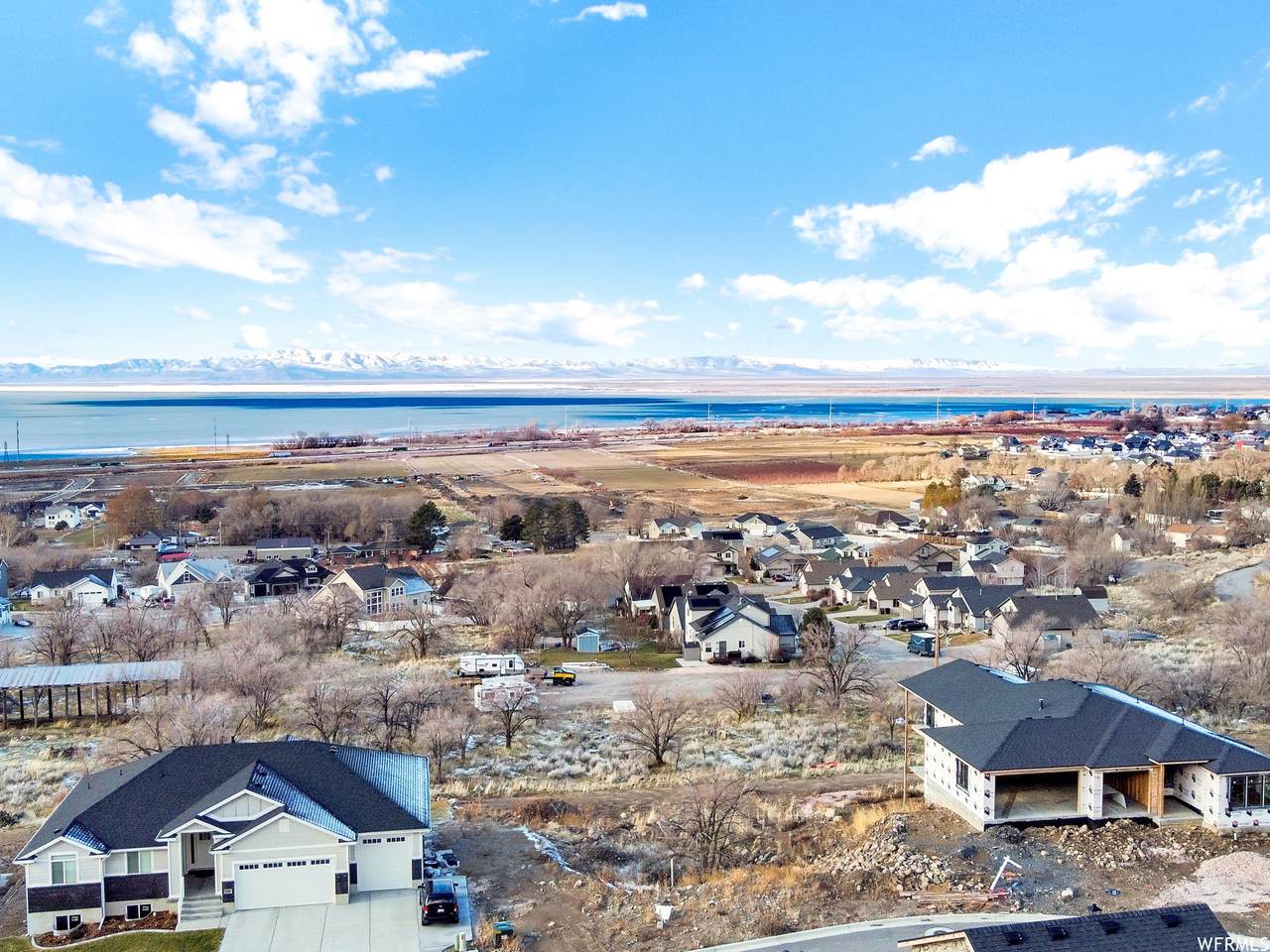 684 325 - Photo 1