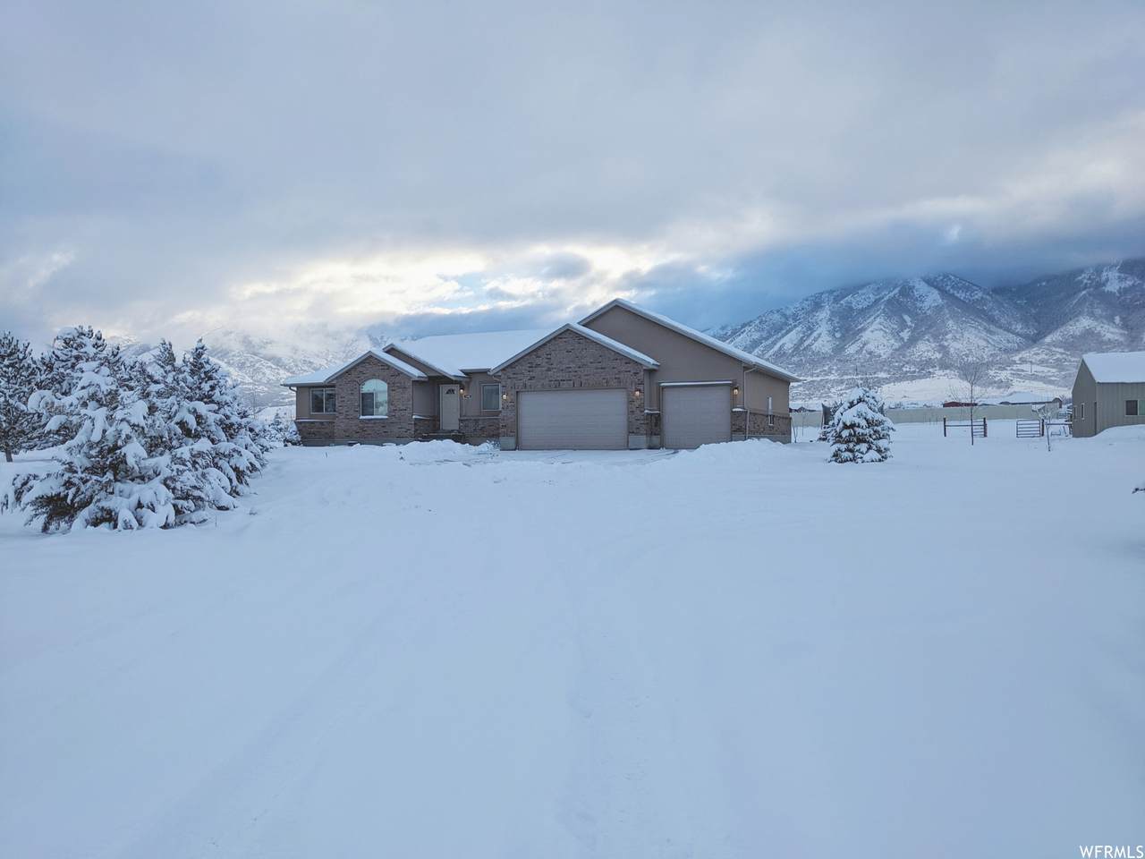 1842 Mountain Air Ln - Photo 1