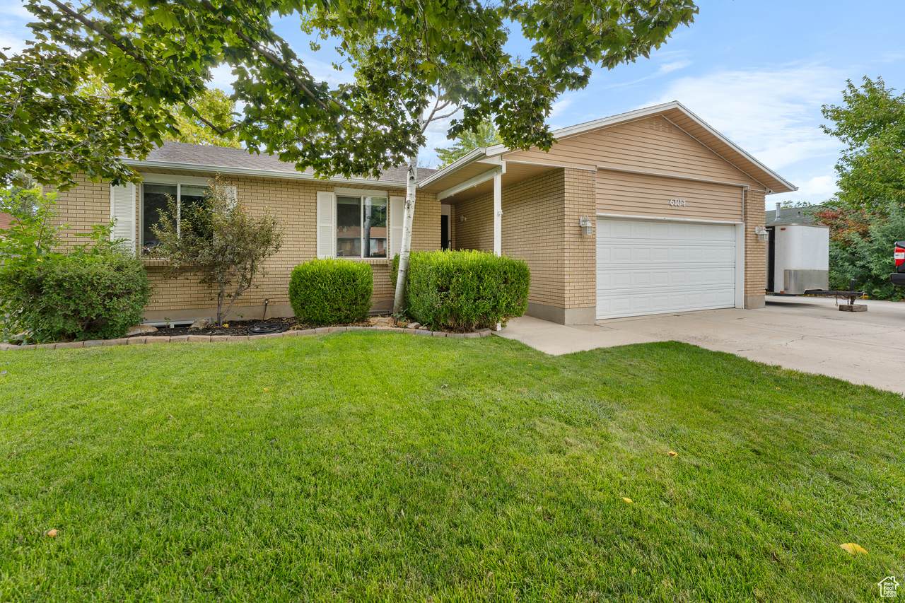 6104 Patti Drive - Photo 1
