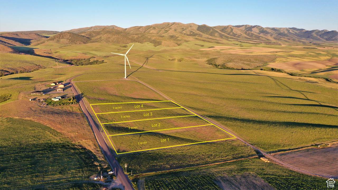  Address Not Published - Photo 1