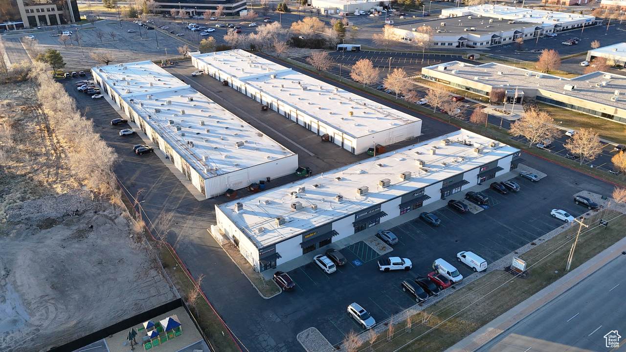 2888 Redwood Rd - Photo 1