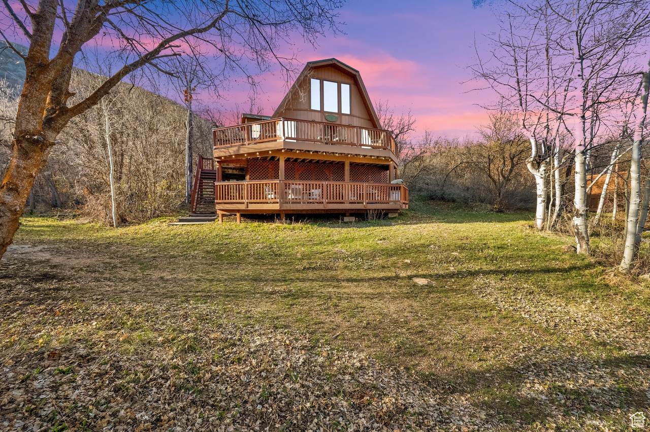 1912 Upper Canyonn Dr - Photo 1