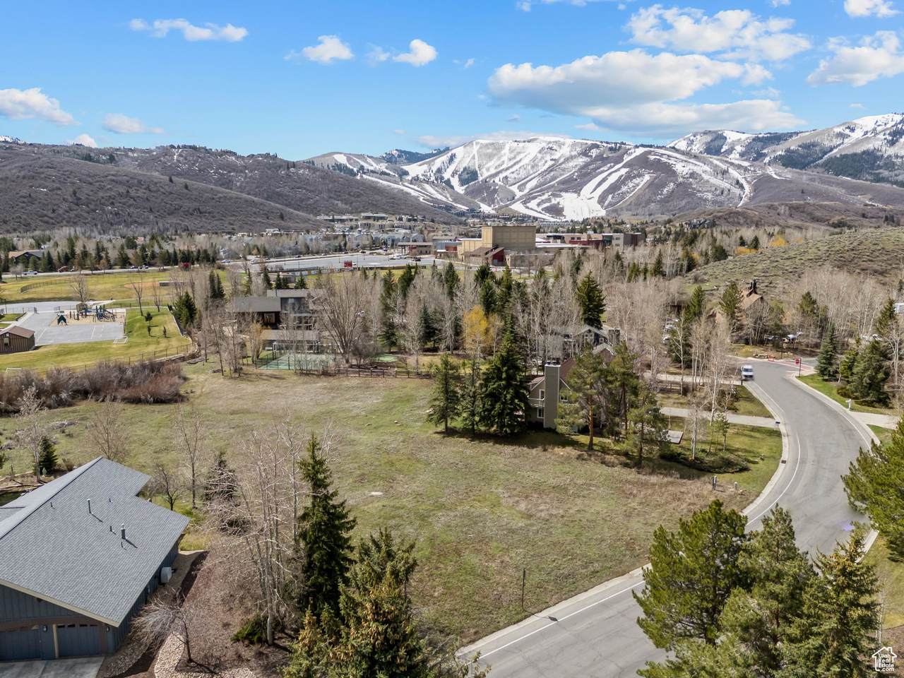 2045 Lucky John Dr - Photo 1