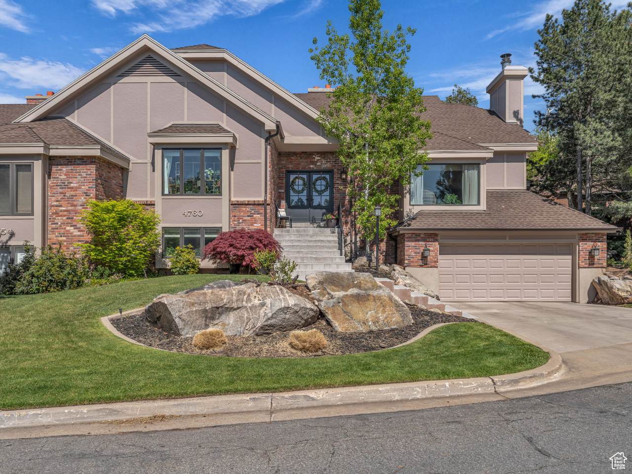 4760 Meadow Creek Ln - Photo 1