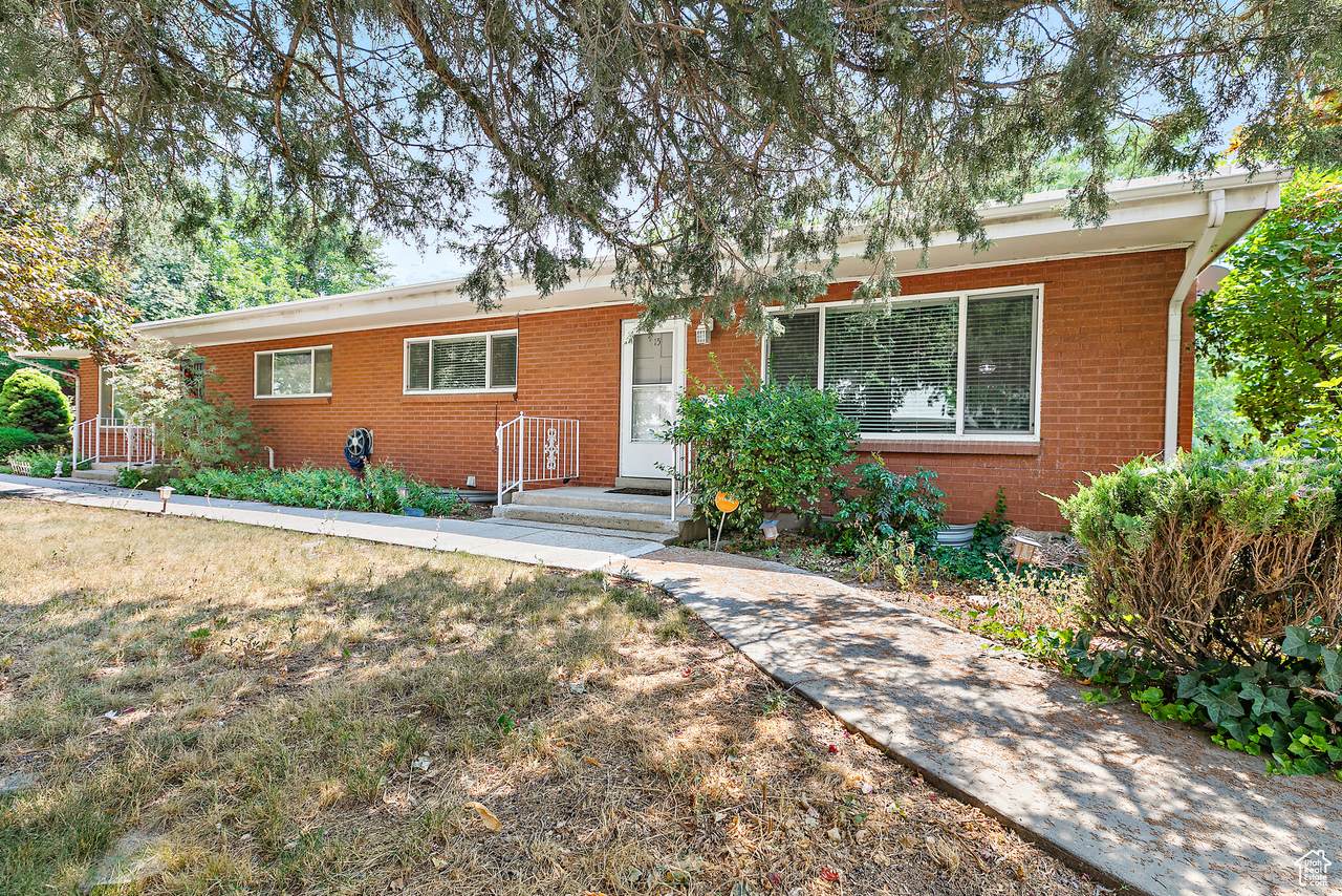 2270 Murray Holladay Rd - Photo 1