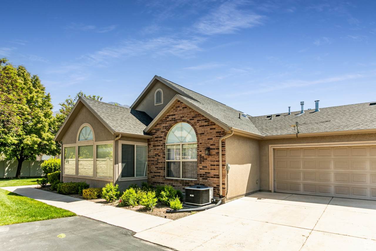 544 300 - Photo 1