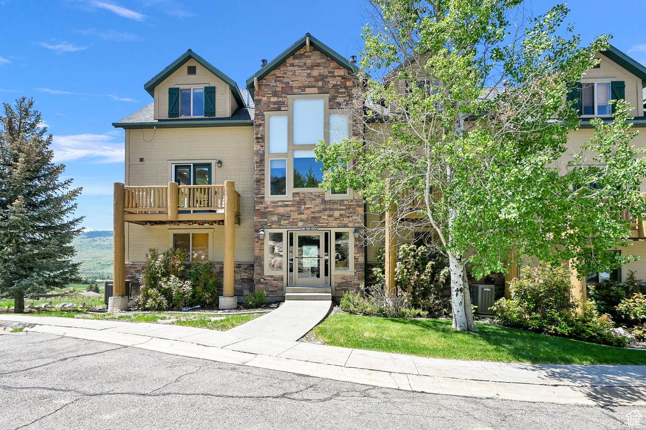 5063 Lakeview Dr - Photo 1