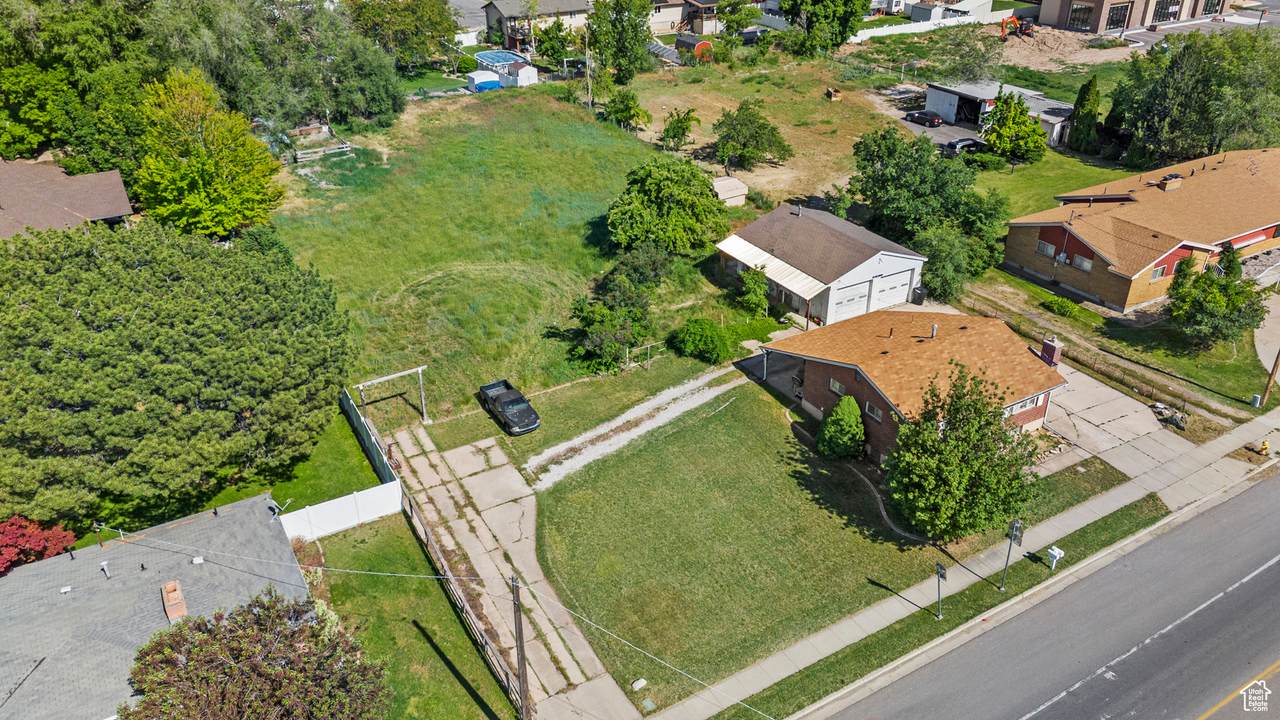 2184 2000 - Photo 1