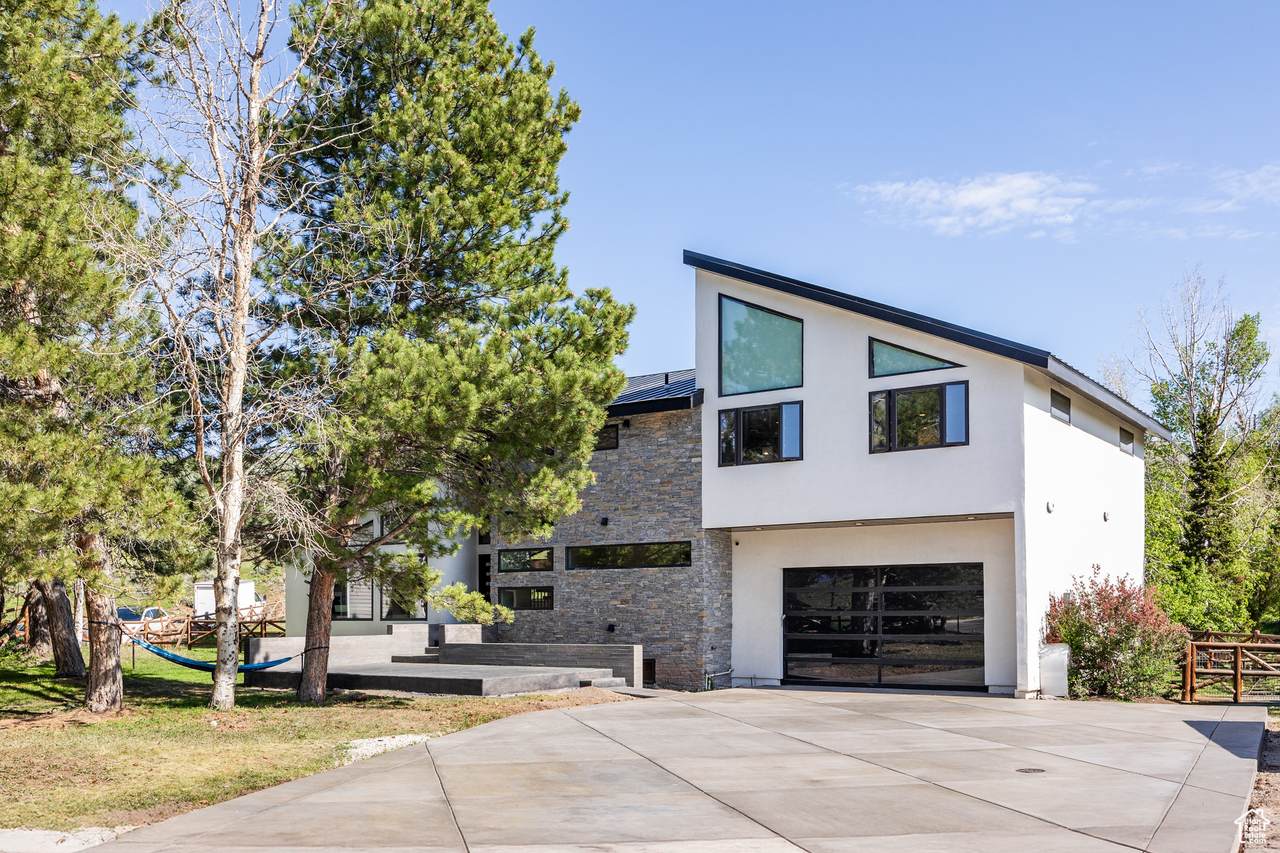 1830 Lucky John Dr - Photo 1