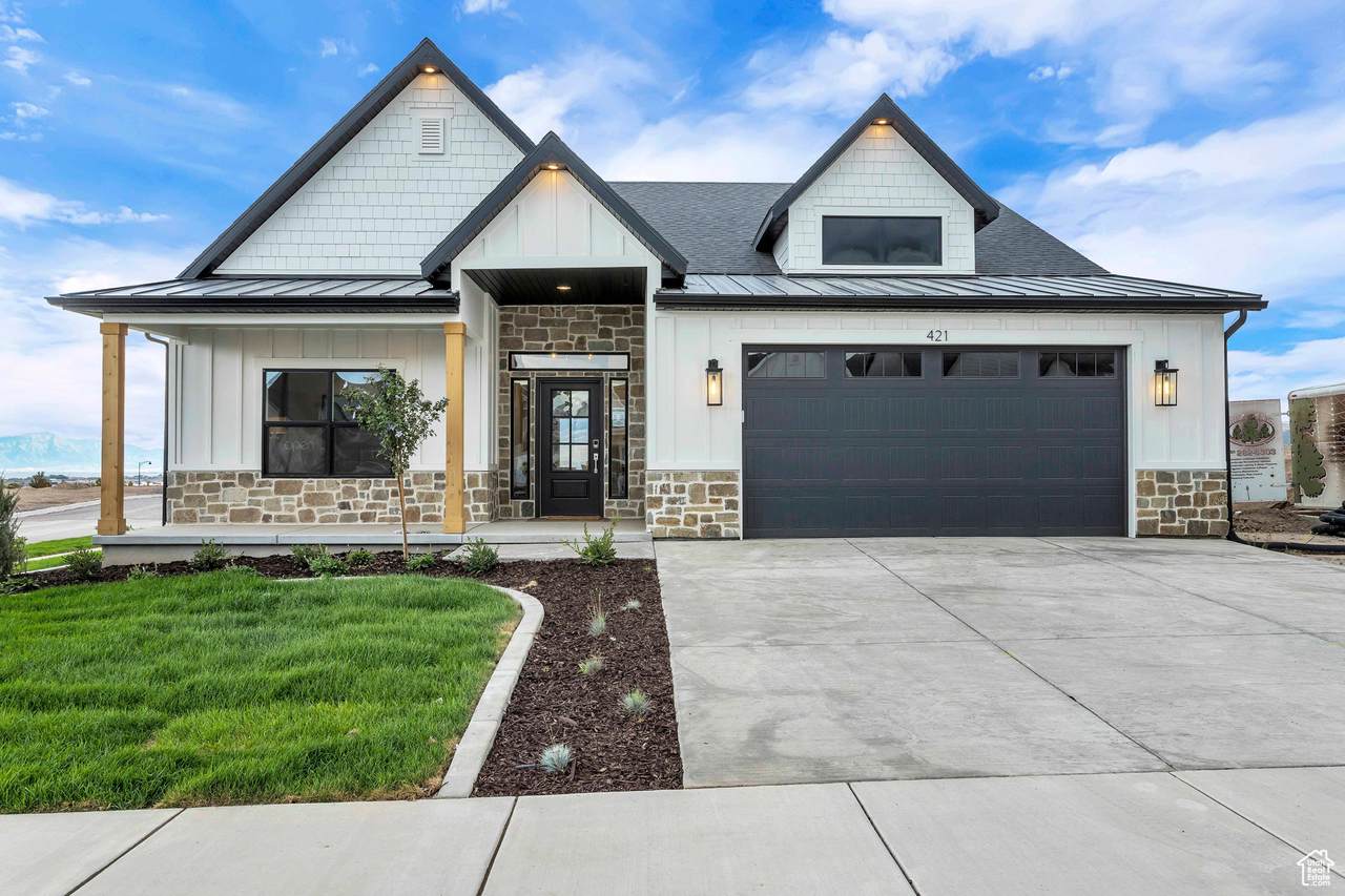 1482 Starry Way - Photo 1