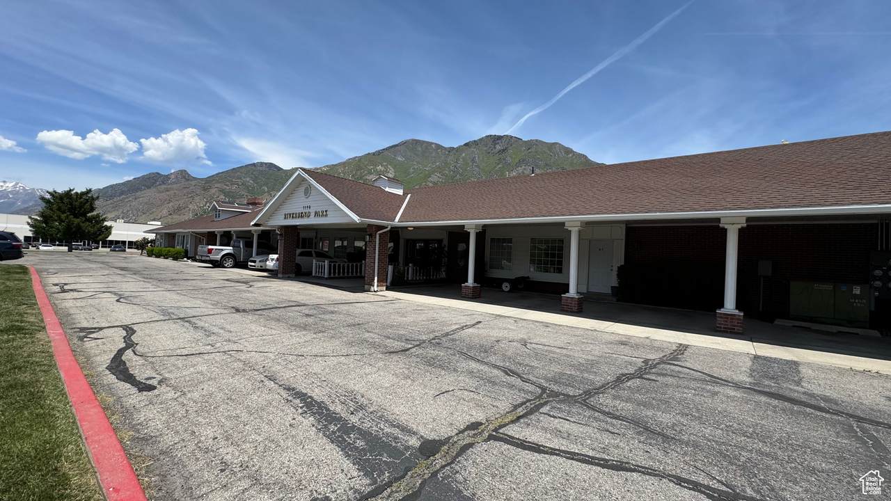 1190 Springcreek Pl - Photo 1