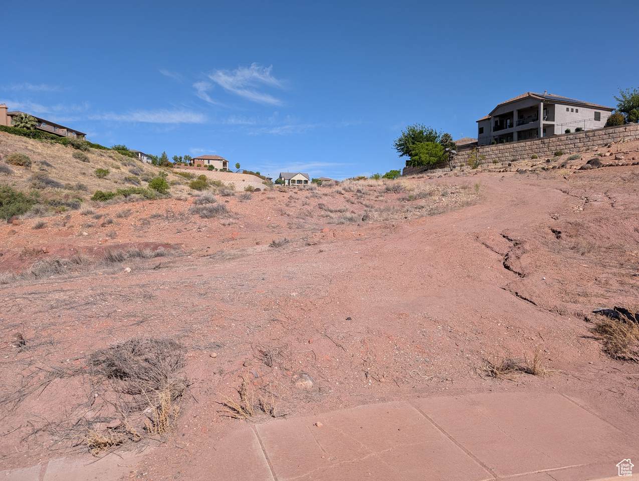 740 Cir - Photo 1