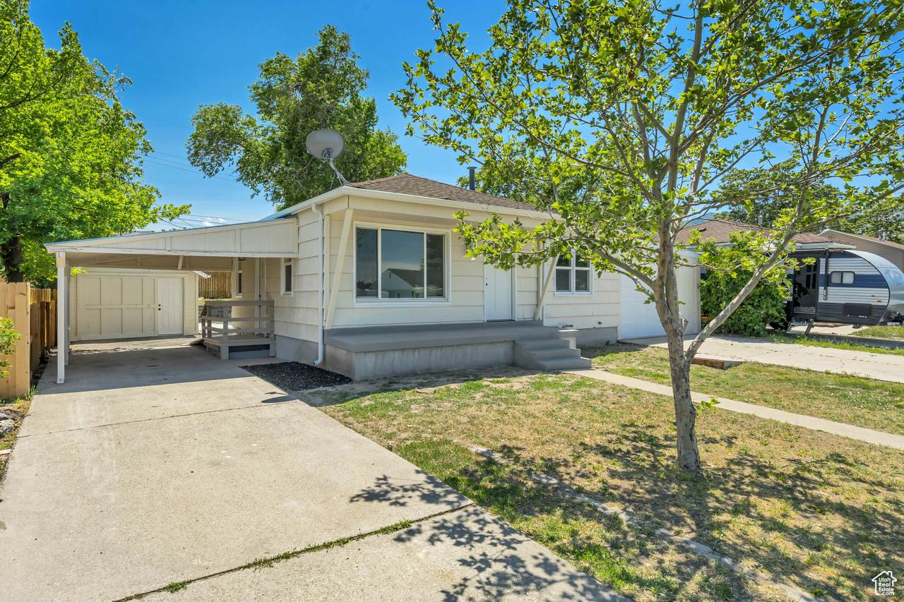8689 Edith Dr - Photo 1