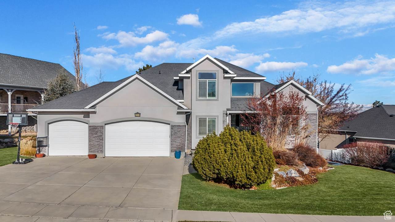 4554 Birdie Way - Photo 1
