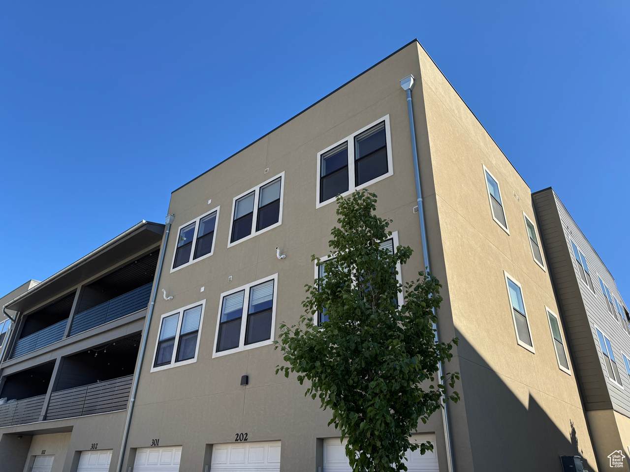 8392 Sky Mirror Ln - Photo 1