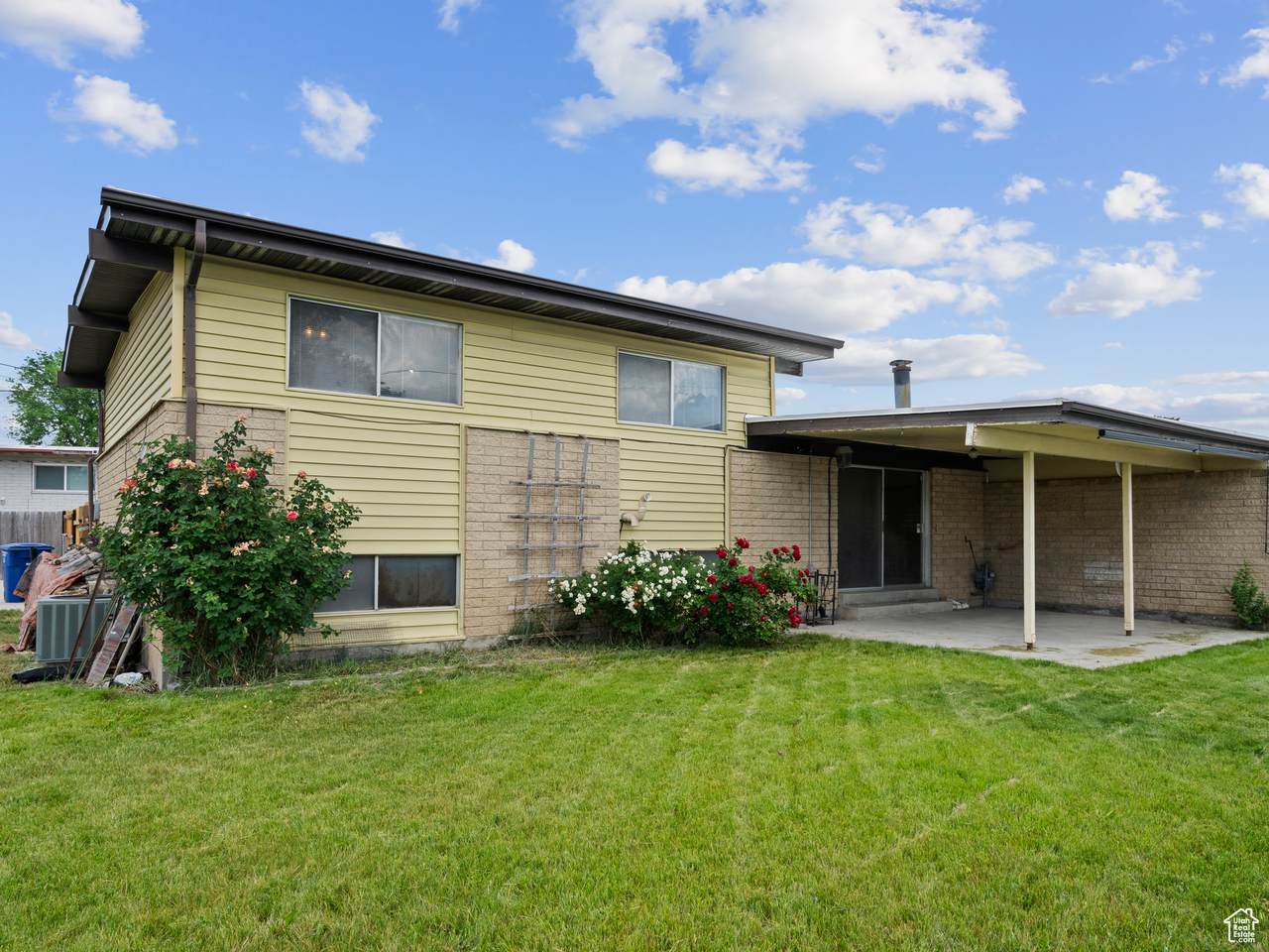4254 Sunnyvale Dr - Photo 1
