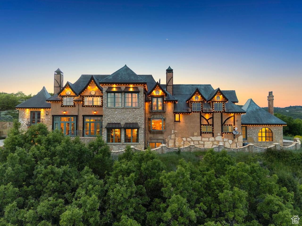 1526 Red Hawk Trl - Photo 1