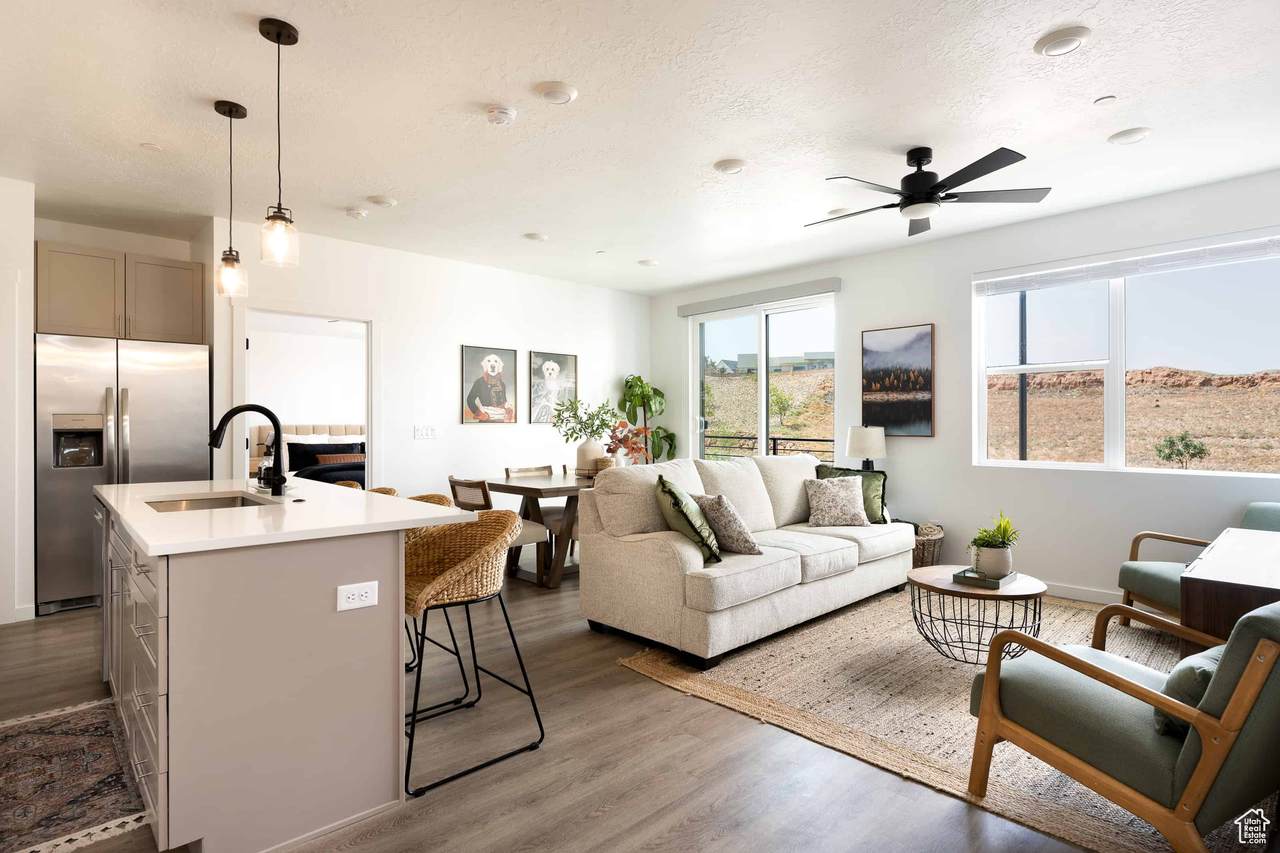875 Akoya Pearl St - Photo 1