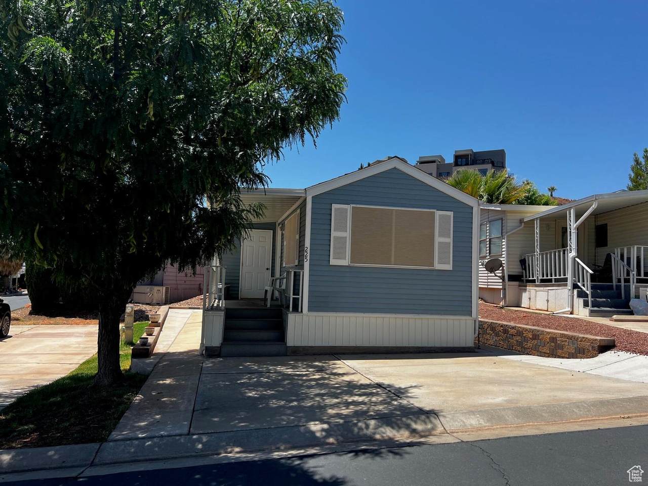 840 Twin Lakes Dr - Photo 1