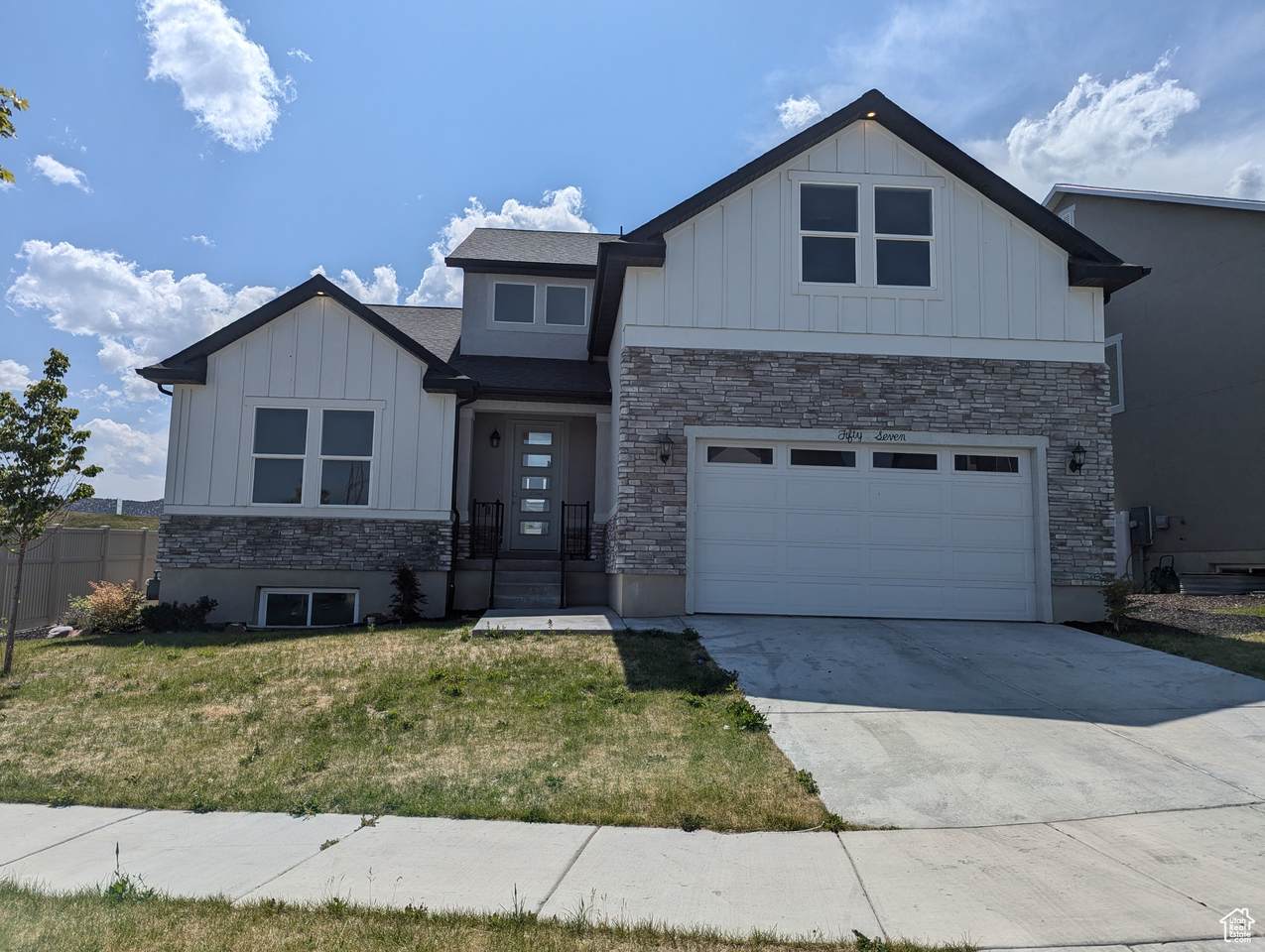 57 Midland Dr - Photo 1