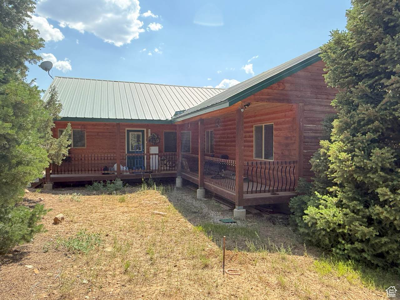 12695 14800 - Photo 1