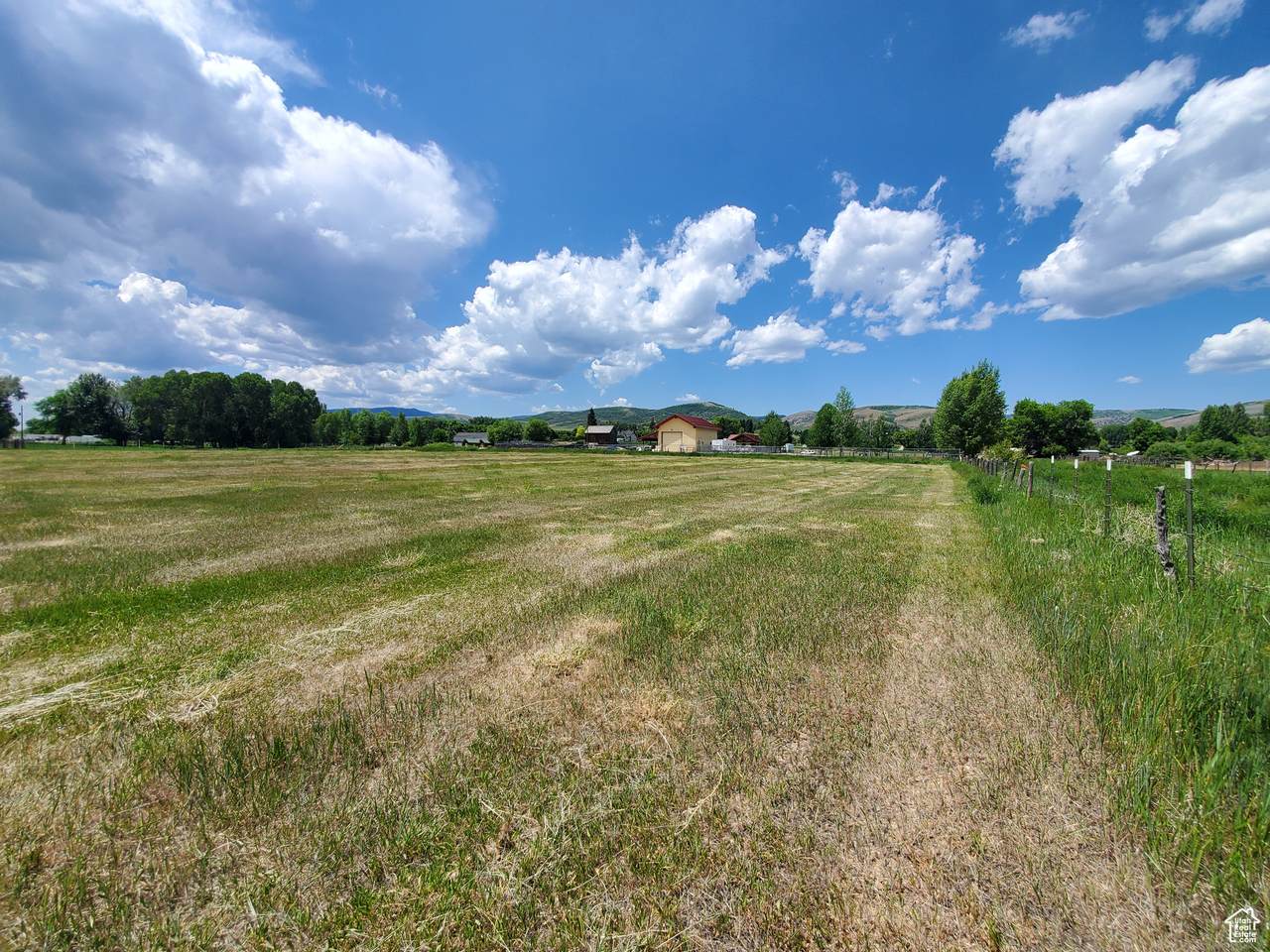https://bt-photos.global.ssl.fastly.net/wasatch/1280_boomver_1_2096087-1.jpg